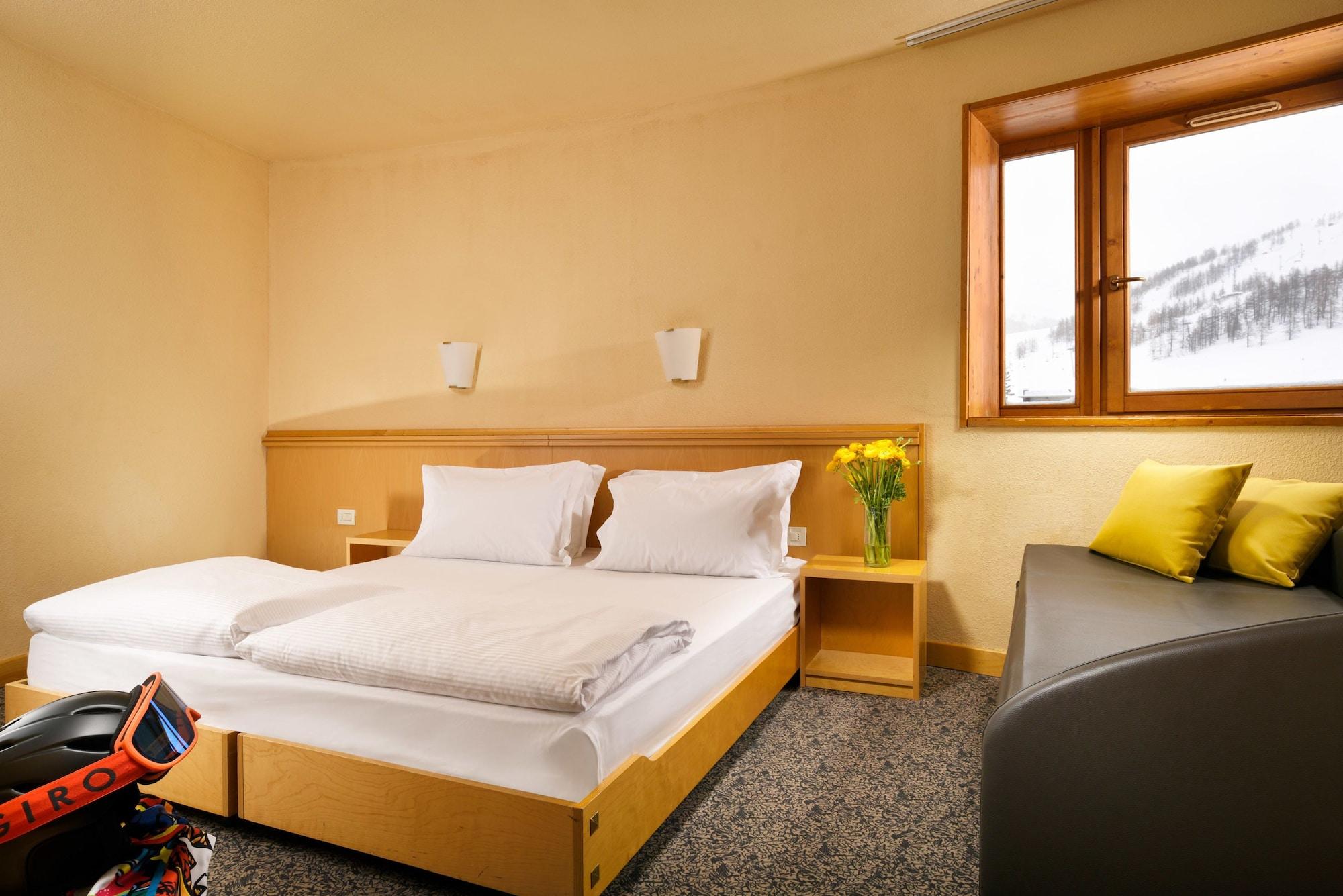 Hotel Club Uappala 塞斯特雷 外观 照片